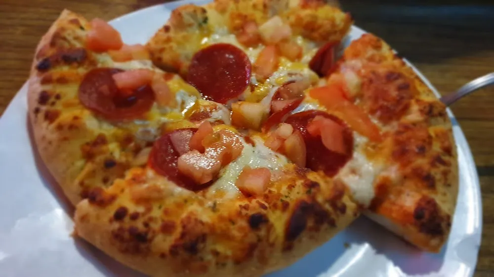 Pizza Pepparoni and Chees